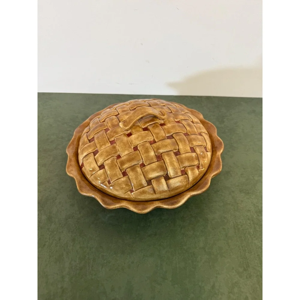 Vintage 1982 Ceramic Cherry Pie Baker with Lattice Lid